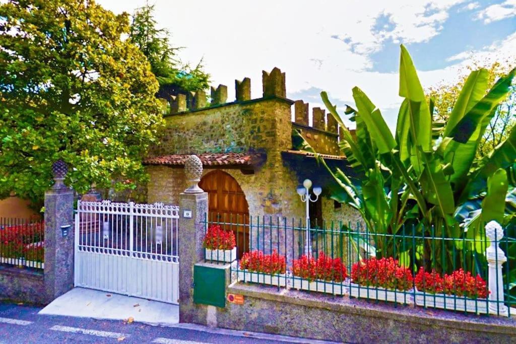 Villa Pinetina Гарньяно Экстерьер фото