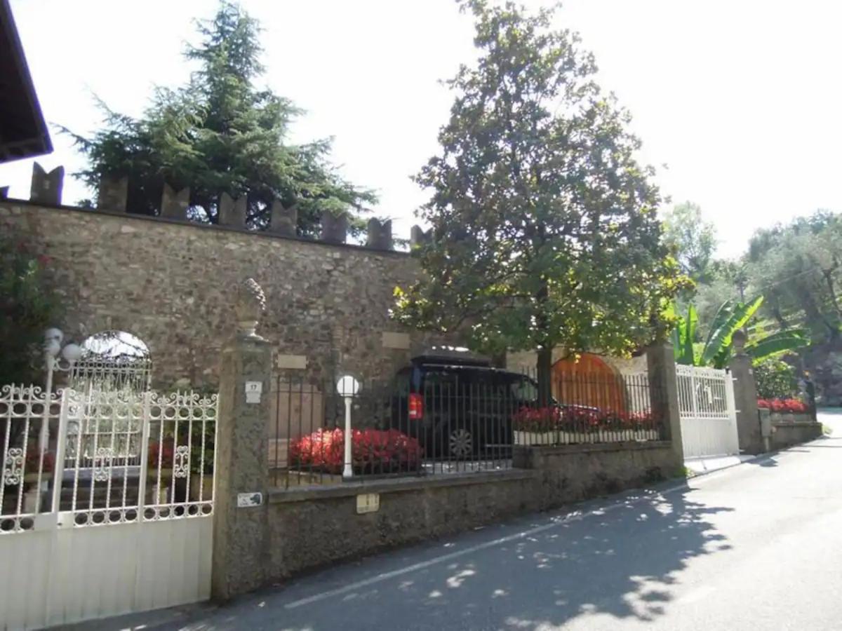 Villa Pinetina Гарньяно Экстерьер фото