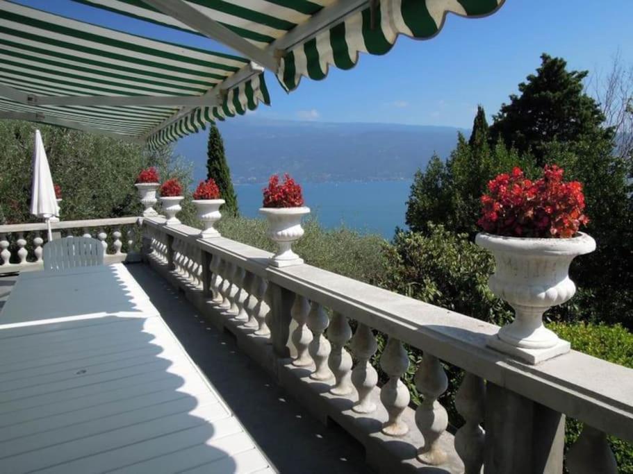 Villa Pinetina Гарньяно Экстерьер фото