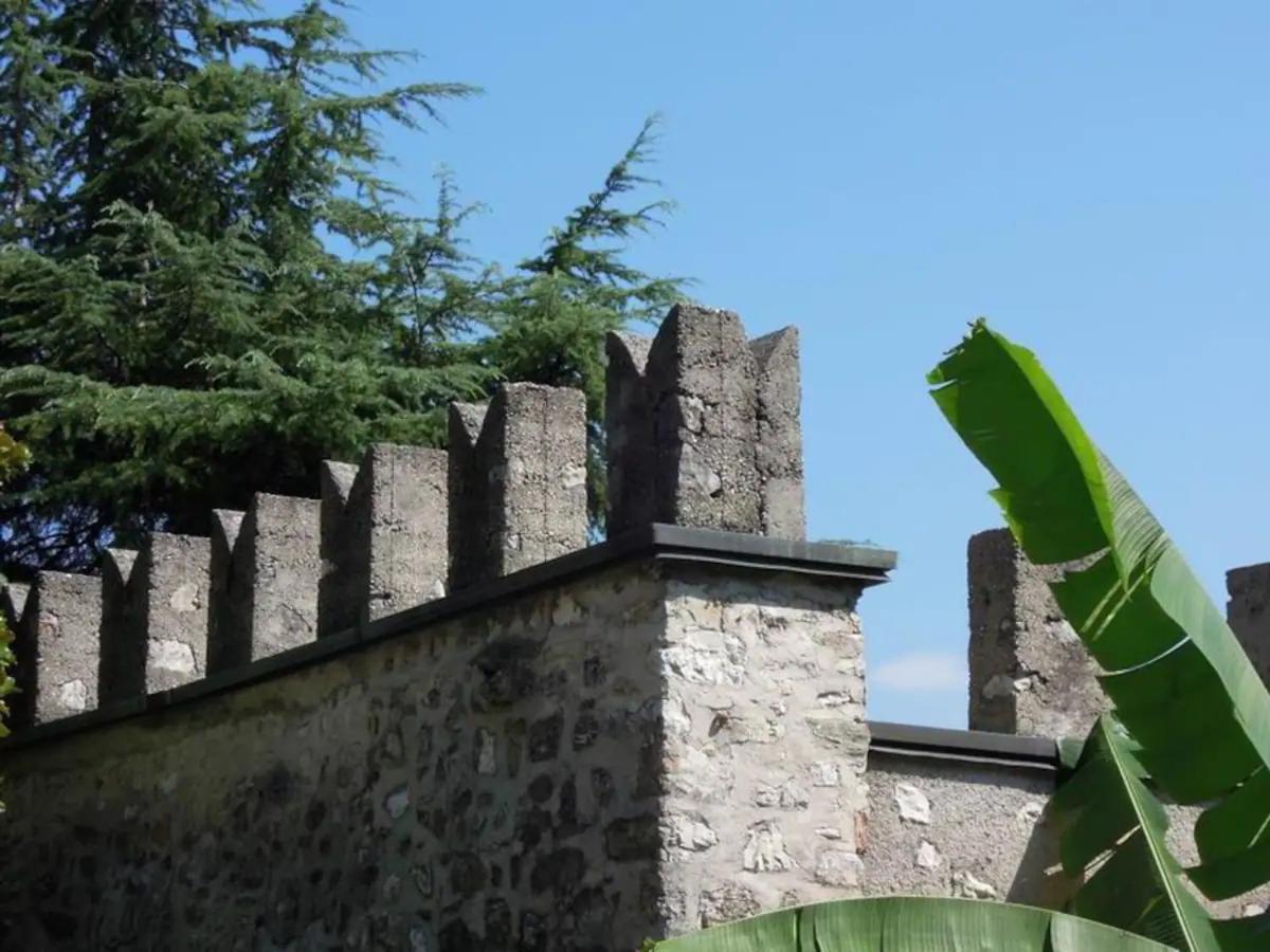 Villa Pinetina Гарньяно Экстерьер фото