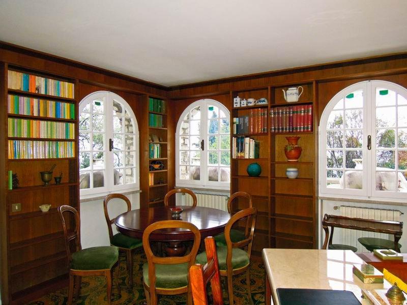 Villa Pinetina Гарньяно Экстерьер фото